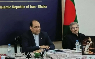 উত্তেজনার মধ্যেই বাংলাদেশি জাহাজগুলোকে ছাড়পত্র