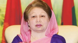 সেদিন সংবিধান ‘ছুড়ে ফেলা’ নিয়ে যা বলেছিলেন খালেদা জিয়া