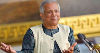 ড. ইউনূসসহ সব উপদেষ্টাদের বিদেশযাত্রা ঠেকাতে আইনি নোটিশ