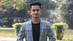 সারজিসের বাবা ভারতে! ভাইরাল ছবির পেছনের চাঞ্চল্যকর সত্য