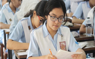 শিক্ষাপ্রতিষ্ঠানের ছুটিতে আসছে বড় পরিবর্তন