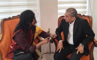 মন্ত্রীর ধাক্কা খেয়ে যা বললেন মেহেরপুরের সাবেক এমপি 