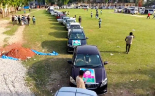 নির্বাচনের আগেই মহড়া; দলের কড়াকড়িতে পদচ্যুতি