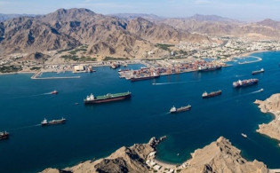 তেলের দামে ঝড়; যুক্তরাষ্ট্র-সৌদি টেনশনে নতুন মোড়