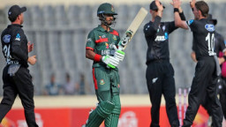 ছক্কা হাঁকাতে গিয়ে হার বাংলাদেশের