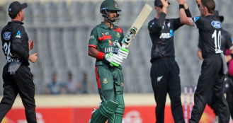 ছক্কা হাঁকাতে গিয়ে হার বাংলাদেশের 