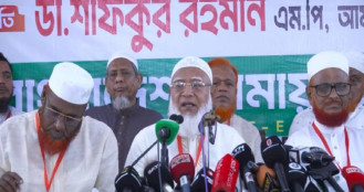 ‘জ্বালানিমন্ত্রী এমনভাবে বিবৃতি দেন যেন তেলের ওপর দেশ ভাসছে’