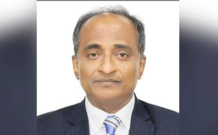 বাণিজ্য সচিব মাহবুবুর রহমান মারা গেছেন