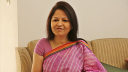 একটি লাইনে ঝড়, তারপর নীরবতা—গুলতেকিনের সিদ্ধান্ত