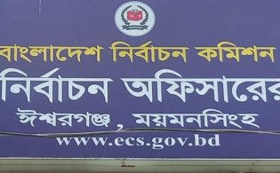 বাবার চেয়ে ৭ বছরের ছোট ছেলে!