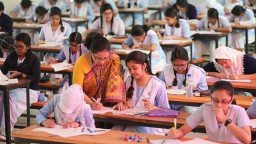 এসএসসি ও সমমানের পরীক্ষা শুরু