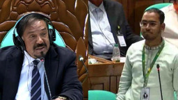 ‘সরকারি দলে যোগ দিয়েছেন?’: স্পিকার