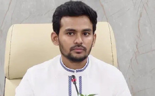 বিদ্যুৎ যায়, নাকি আসে? আসিফ মাহমুদের প্রশ্নে তোলপাড়