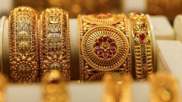 ৫৬ বার দামের ওঠানামার পর অবশেষে কমলো সোনা!