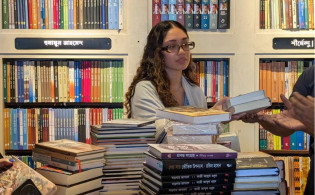 বাতিঘরে জাইমা রহমান, সংগ্রহ করলেন যেসব বই