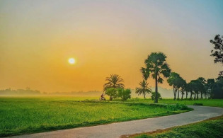 আবহাওয়ায় হঠাৎ নাটকীয় মোড়