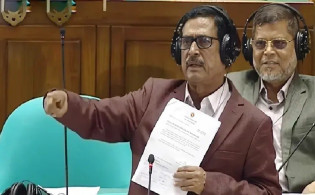 ‘মহান মুক্তিযুদ্ধে ভারতের হাজার হাজার সৈন্য রক্ত দিয়ে গেছে’