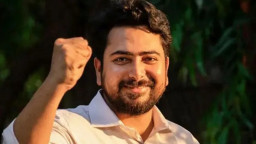 ৫ মিনিটের অনুমতি কিন্তু শেষ হলো বড় চমক দিয়ে