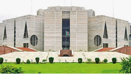 ৩২ নারী এমপি কোটিপতি