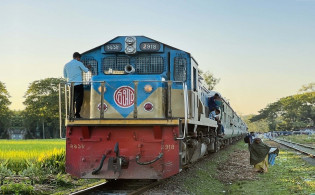 ঈদযাত্রার ট্রেনের অগ্রিম ও ফিরতি টিকিট বিক্রির পূর্ণাঙ্গ সূচি প্রকাশ