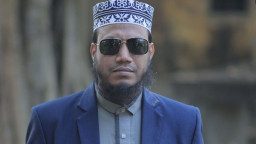 ফুটবল টুর্নামেন্ট উদ্বোধন করতে গিয়ে বিপাকে আমির হামজা