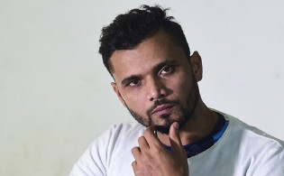 নীরবতা ও রাজনৈতিক অবস্থান নিয়ে প্রশ্নের মুখে মাশরাফী