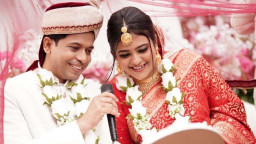 দীপ্তির জন্মের ৬ বছর আগেই এসএসসি পাশ করেছেন তার স্বামী