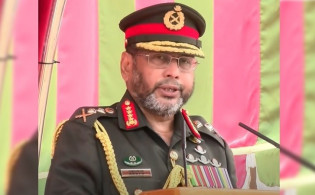 সেনা কর্মকর্তাদের উদ্দেশে গুরুত্বপূর্ণ বার্তা দিলেন সেনাপ্রধান