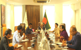 বাজার কারসাজি প্রতিরোধ ও সার্ভেইল্যান্স আধুনিকায়নে বিএসইসি-ডিএসই বৈঠক