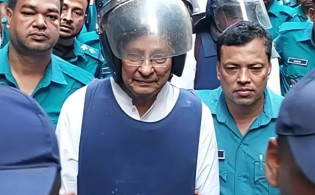 আদালতেই ক্ষোভ উগরে দিলেন ইনু, এরপর যা ঘটল...
