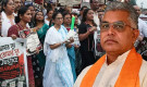 ‘মুসলিম মেয়ে বলেই এত আন্দোলন’