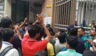 এইচএসসি আন্দোলনে নতুন মোড়, সংসদের সামনে যা ঘটল