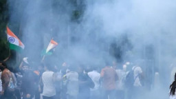 দাবি না মানলে রাজপথ ছাড়বে না, দাবিতে উত্তাল রাজধানী