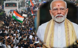 বিক্ষোভে চাপে মোদি, দিলেন বড় সিদ্ধান্তের ইঙ্গিত