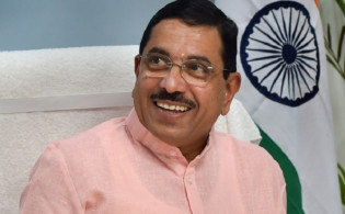 দায়িত্ব নিয়েই শিক্ষাব্যবস্থা নিয়ে মুখ খুললেন নতুন মন্ত্রী