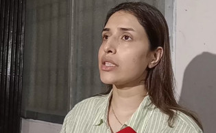 হাসপাতালে ডেকে অভিনেত্রীর ওপর নির্যাতন!
