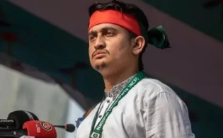 তারেক রহমানকে উদ্দেশ করে ফেসবুকে রহস্যময় প্রশ্ন