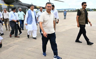 প্রধানমন্ত্রীকে একনজর দেখতে বাঁশখালীতে জনস্রোত