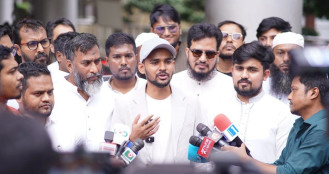 মক্কা থেকে ফিরে ‘মক্কা প্যাক্ট’ নিয়ে যা বললেন আসিফ মাহমুদ