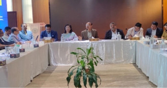 শেয়ারবাজারে ভালো কোম্পানি আনতে ডাইরেক্ট লিস্টিংয়ের পথে বিএসইসি