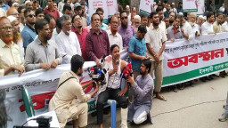 হামলাকারীদের বিচারসহ ইসলামী ব্যাংকের পর্ষদ পুনর্গঠনের দাবি