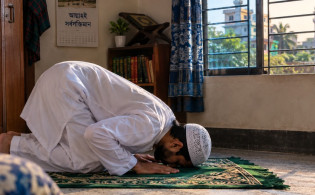 ঢাকা ও পার্শ্ববর্তী এলাকার আজকের নামাজের সময়সূচি