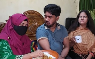 এক স্বামীর দুই স্ত্রী, তাদের সংসারের গল্প শুনলে অবাক হবেন!