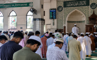 আজ ফজর নামাজের শেষ সময়, জেনে নিন নামাজের সময়