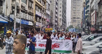 গভর্নরের সাক্ষাৎ না পেলে বাংলাদেশ ব্যাংক ঘেরাওয়ের হুঁশিয়ারি