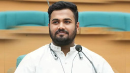পরীক্ষায় চ্যাটজিপিটিতে প্রশ্ন সার্চ করতেই ডাকসু নেতা ধরা