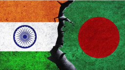 বাংলাদেশ নিয়ে নিজের ফাঁদেই আটকে ভারত