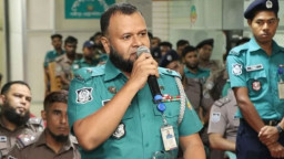 লংমার্চ নিয়ে পোস্ট করেই বিপাকে পুলিশ কর্মকর্তা