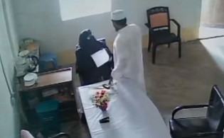 মাদরাসা শিক্ষকের ভিডিও ভাইরাল, জানা গেল নতুন তথ্য