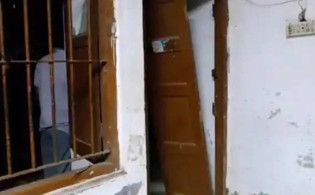 থানার দরজা ভেঙে পালাল ১৭ কিশোর, কুমিল্লায় চাঞ্চল্য